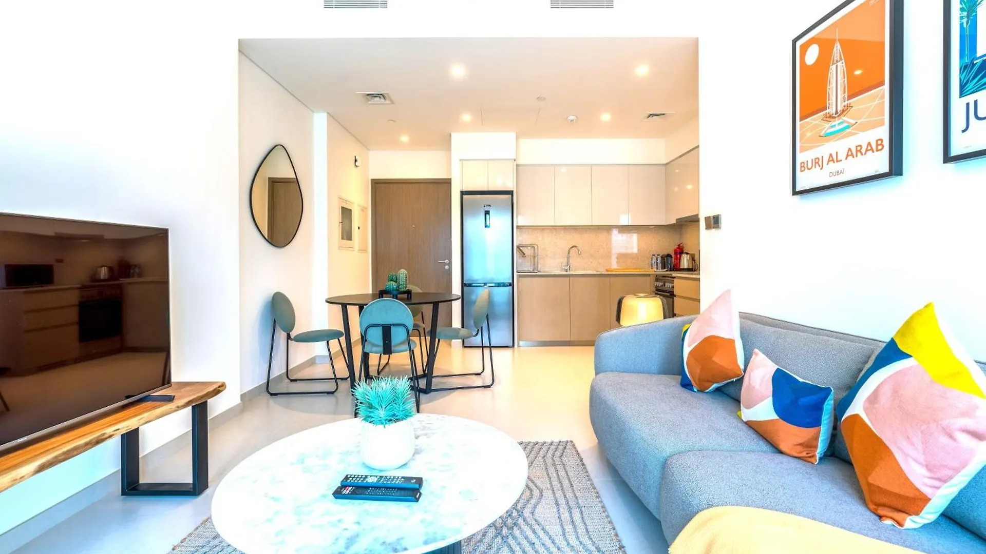 Luxury Burj Royale Modern Apt With Balcony Apartment Dubai 0*,  United Arab Emirates