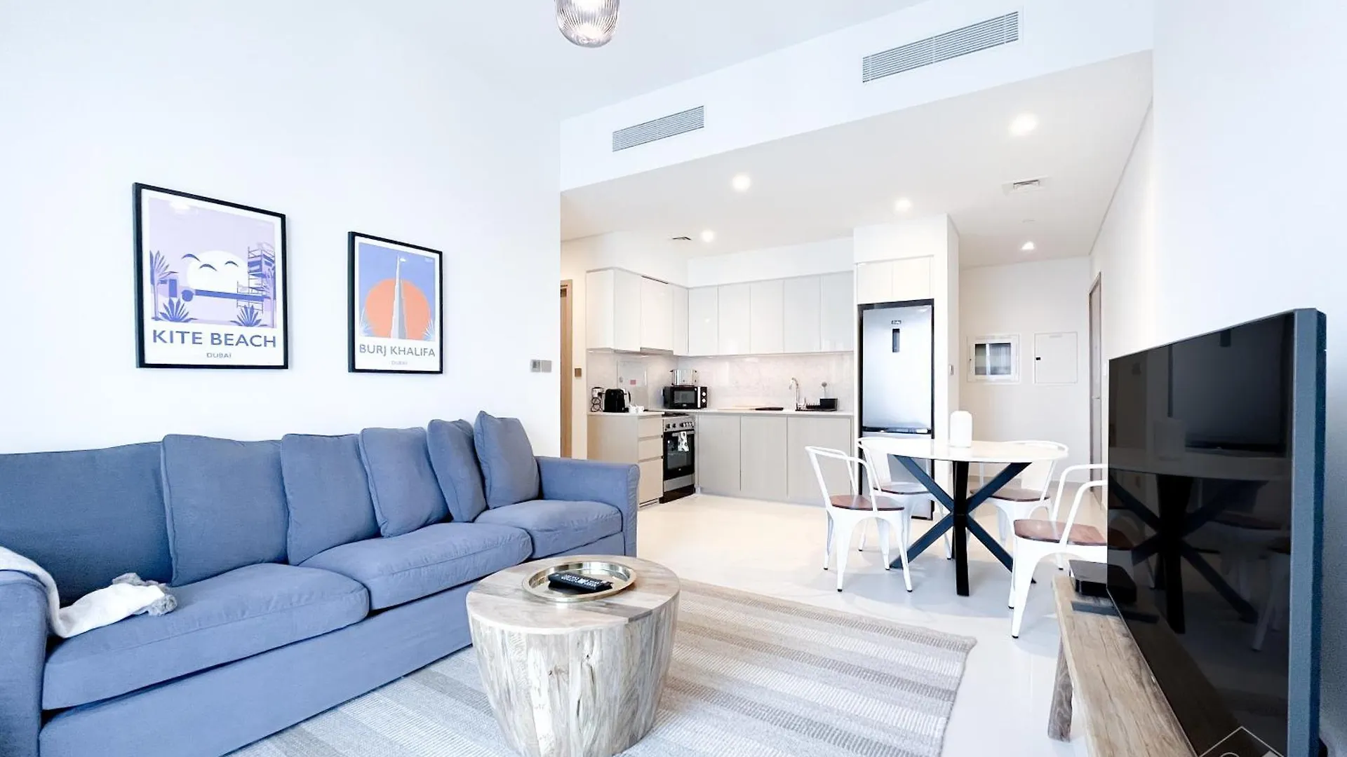 Luxury Burj Royale Modern Apt With Balcony Apartment Dubai 0*,  United Arab Emirates