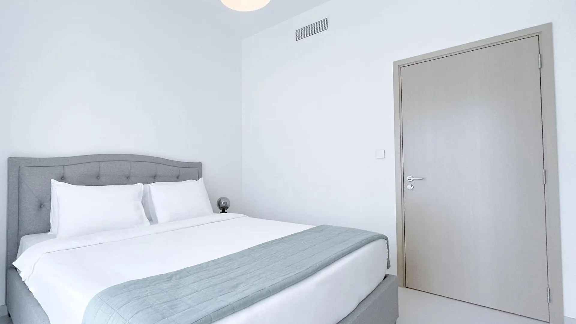 Luxury Burj Royale Modern Apt With Balcony Appartement Dubai